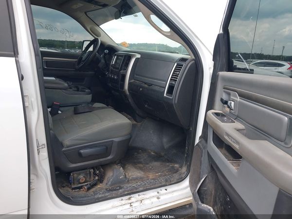 2017 RAM 2500 SLT  4X4 6'4 BOX