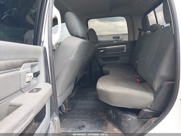 2017 RAM 2500 SLT  4X4 6'4 BOX