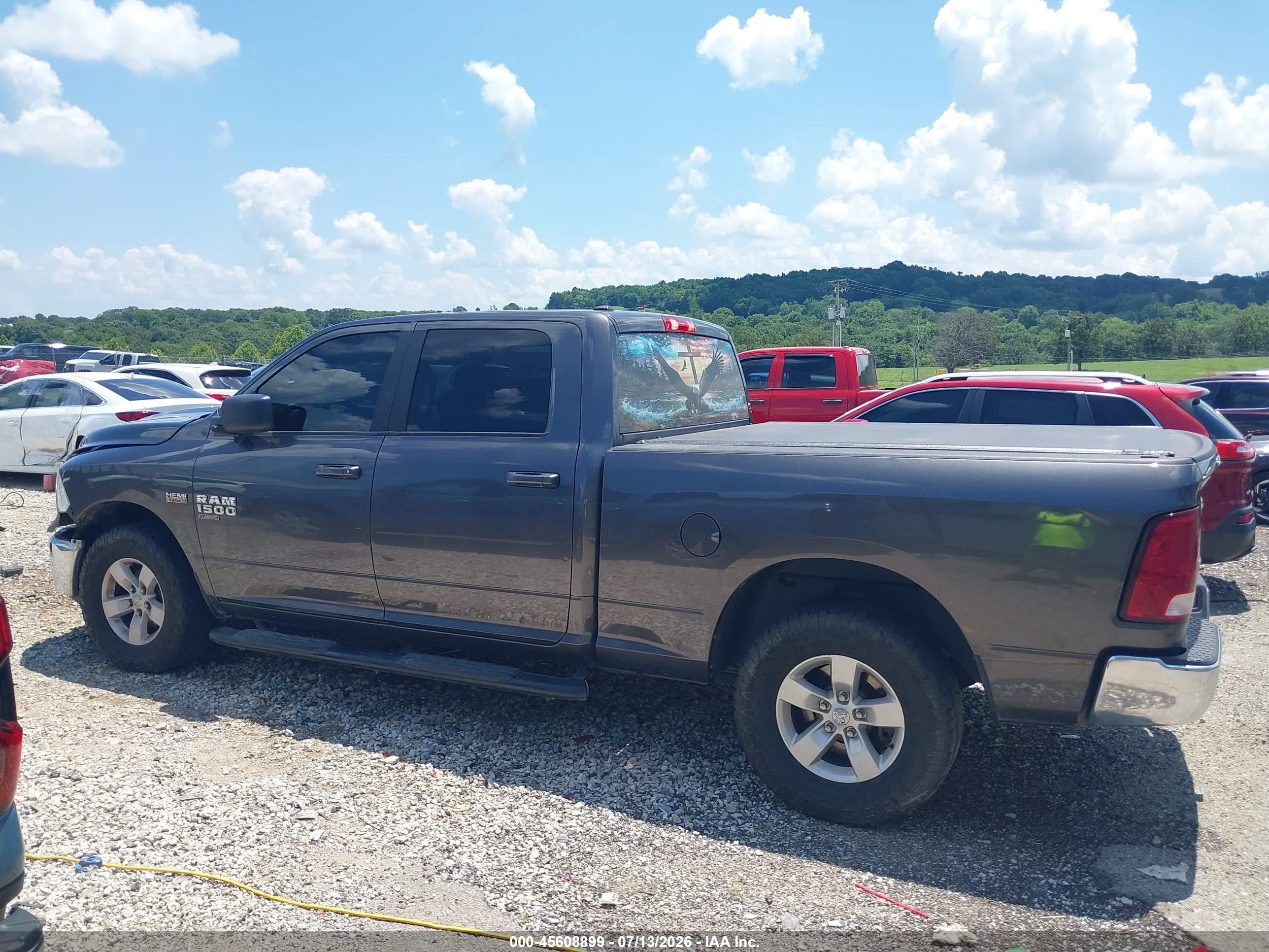 2021 RAM 1500 CLASSIC SLT  4X4 6'4 BOX