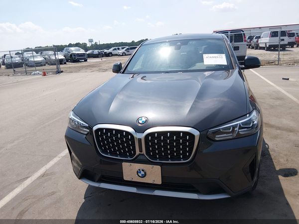 2022 BMW X4 XDRIVE30I