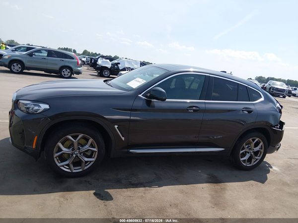 2022 BMW X4