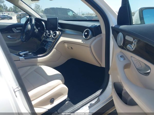2017 MERCEDES-BENZ GLC 300 4MATIC