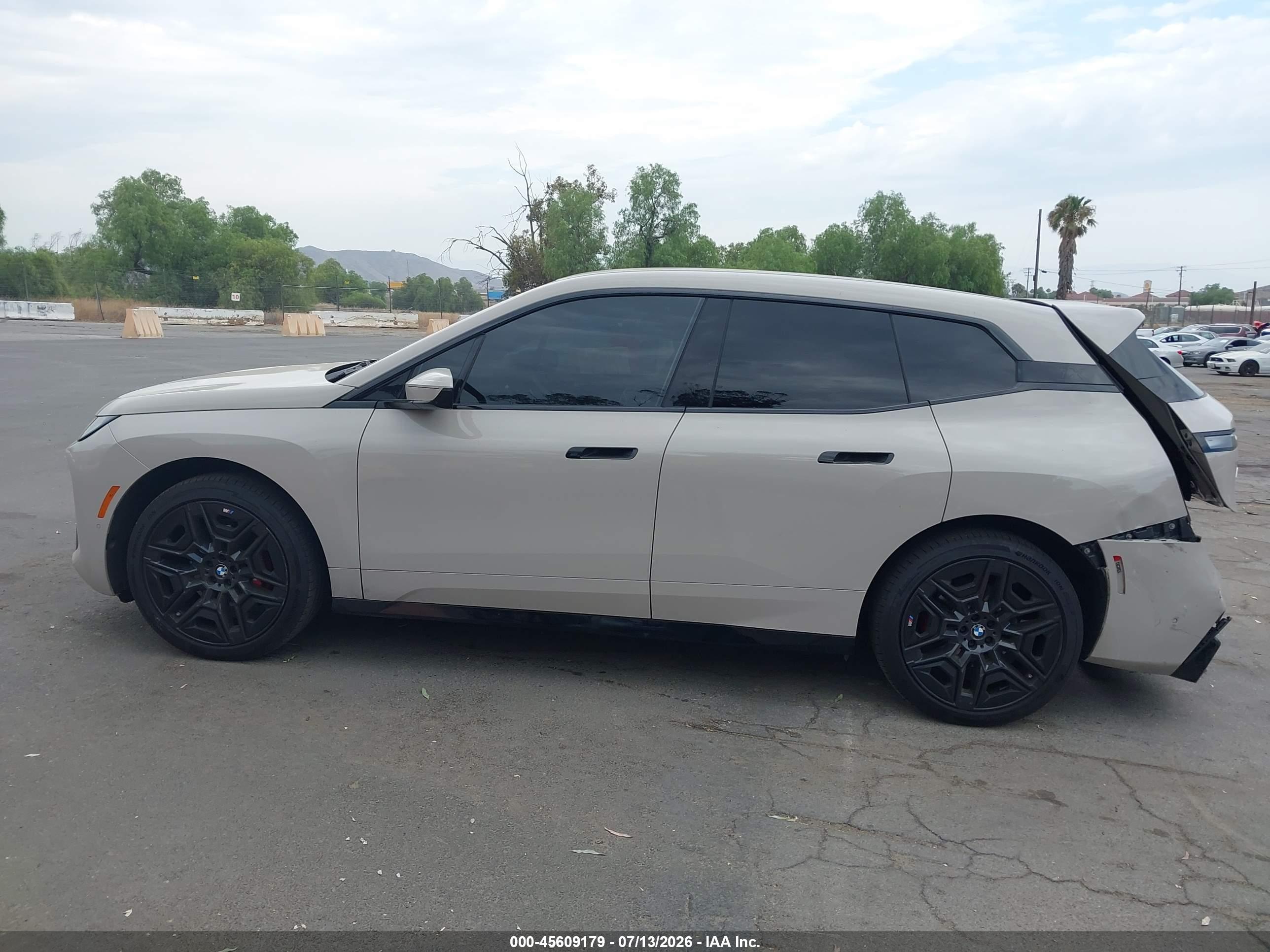 2026 BMW IX XDRIVE45