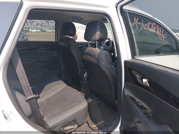 2016 KIA SORENTO 2.4L LX
