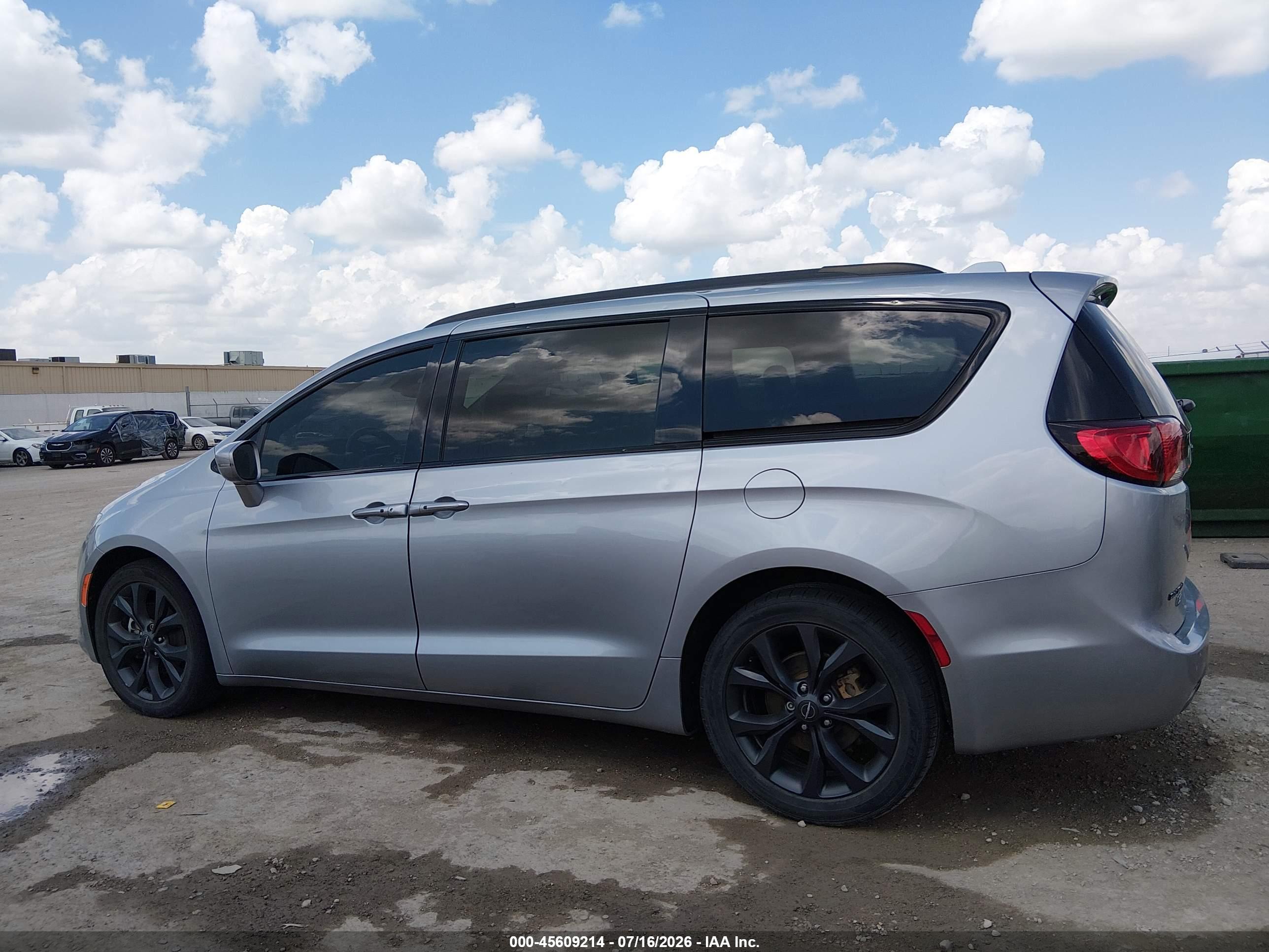 2019 CHRYSLER PACIFICA 35TH ANNIVERSARY LIMITED