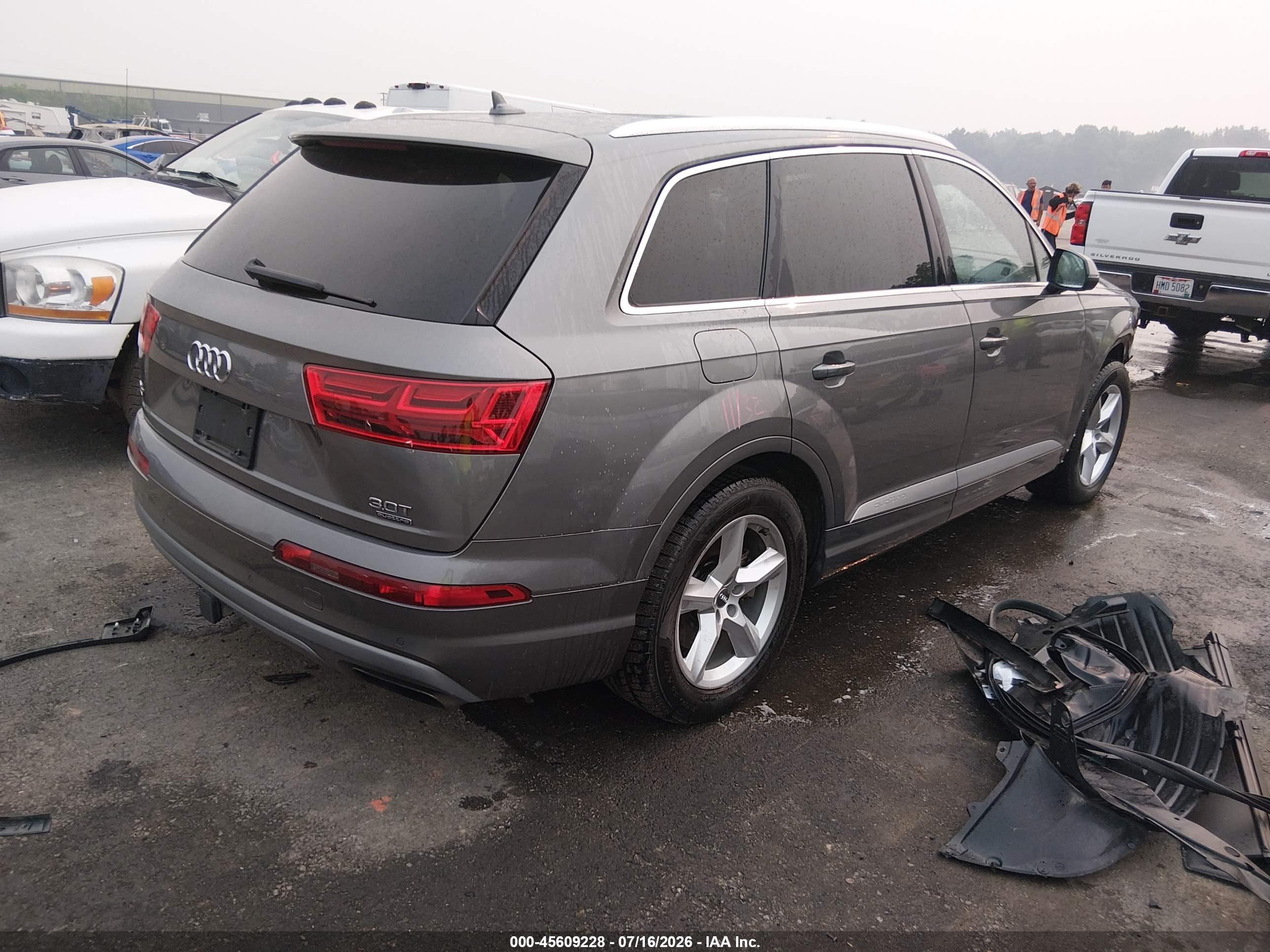 2017 AUDI Q7 3.0T PREMIUM