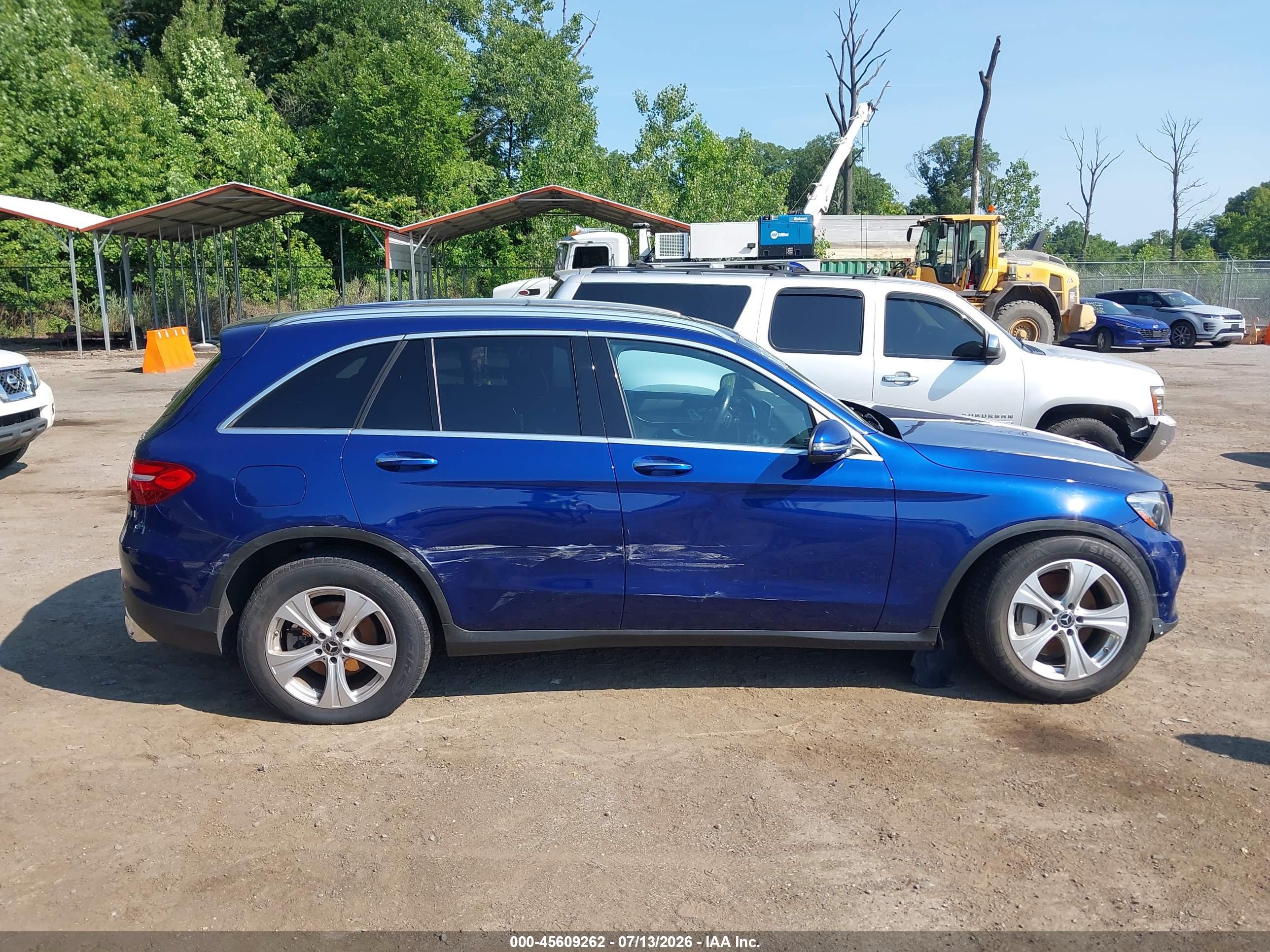 2017 MERCEDES-BENZ GLC 300 4MATIC