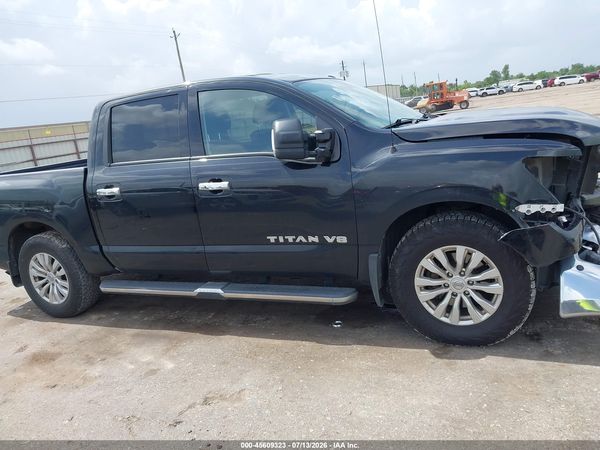 2019 NISSAN TITAN SV