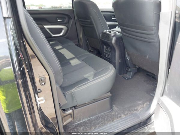 2019 NISSAN TITAN SV