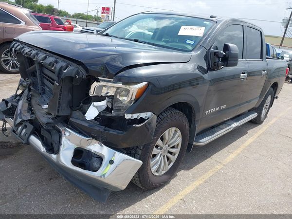 2019 NISSAN TITAN SV