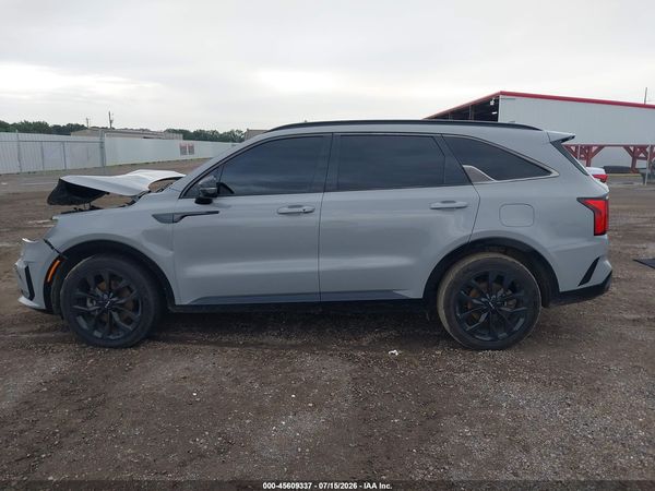 2022 KIA SORENTO SX