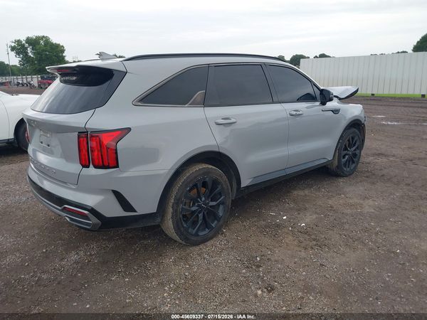 2022 KIA SORENTO SX