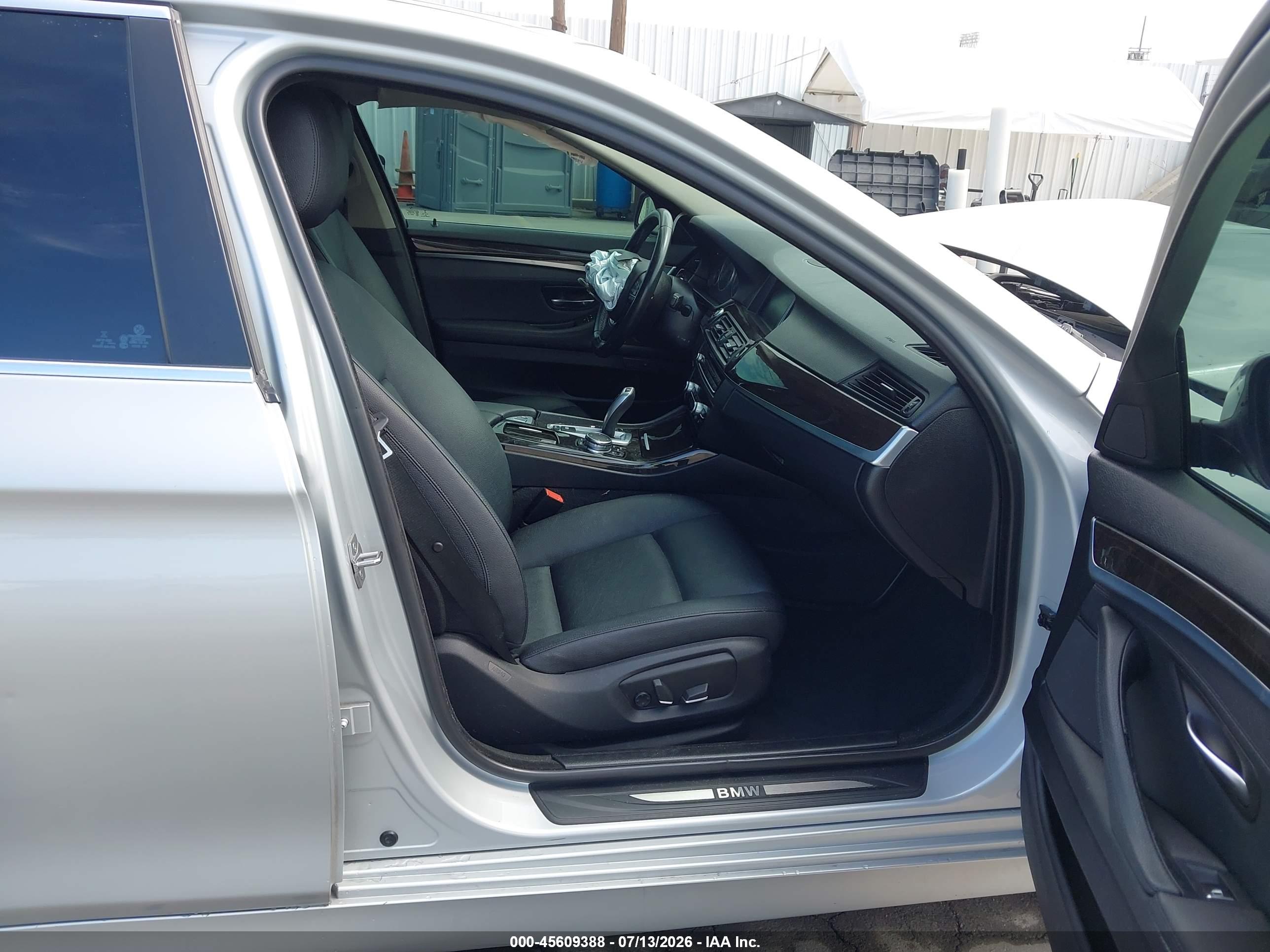 2015 BMW 528I