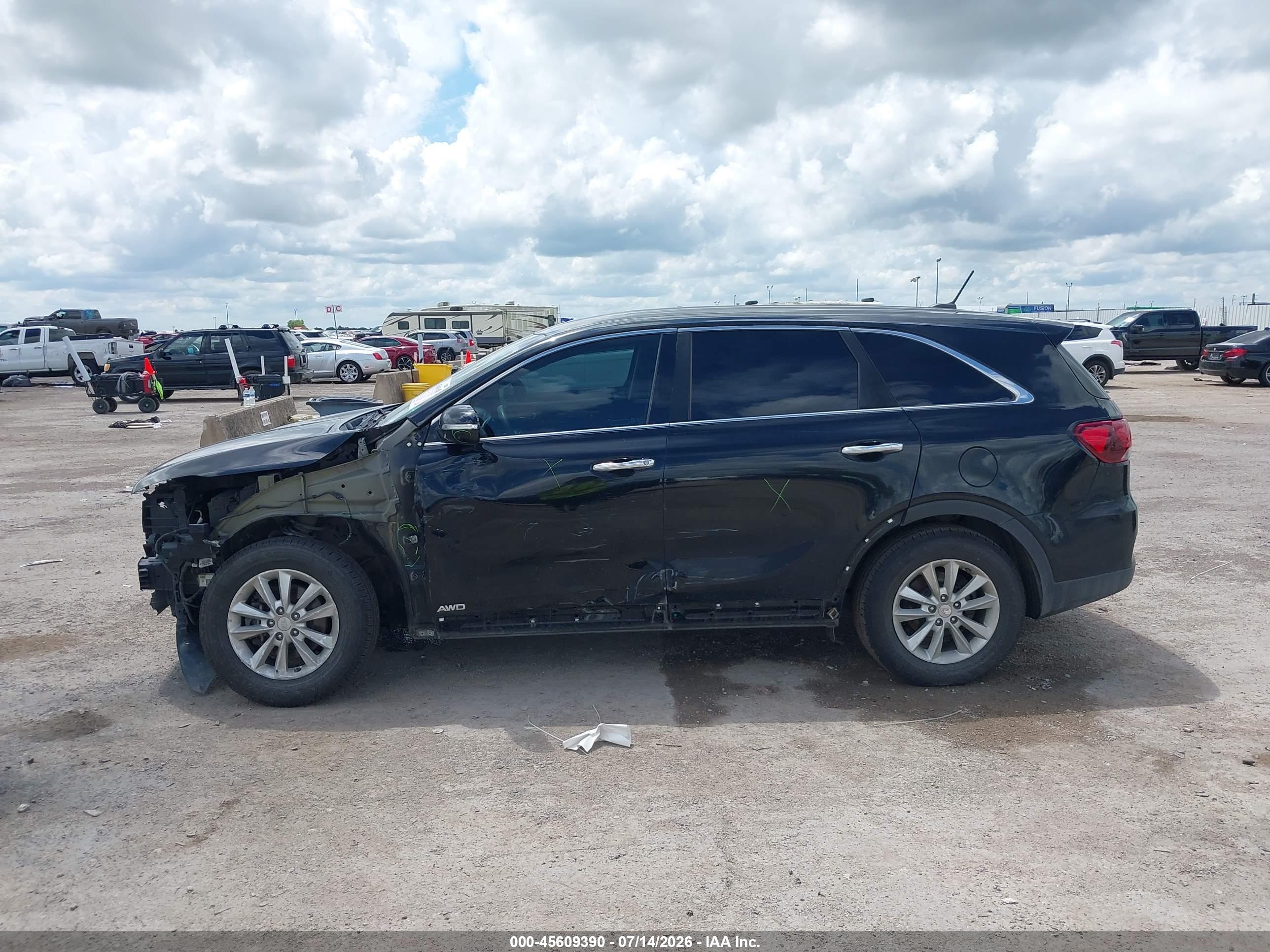 2019 KIA SORENTO 2.4L LX