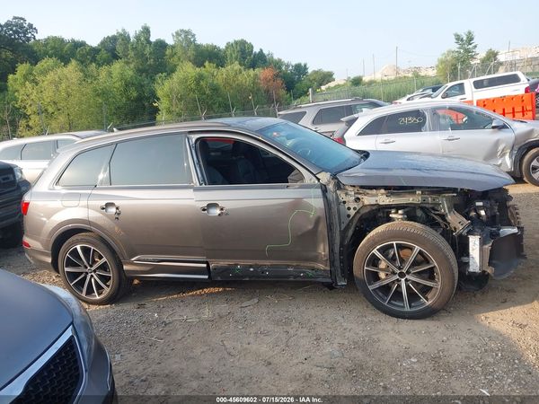 2020 AUDI Q7