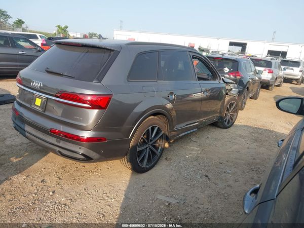 2020 AUDI Q7