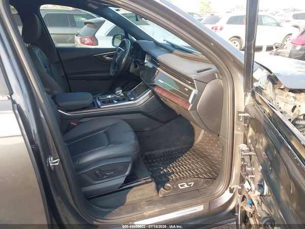 2020 AUDI Q7