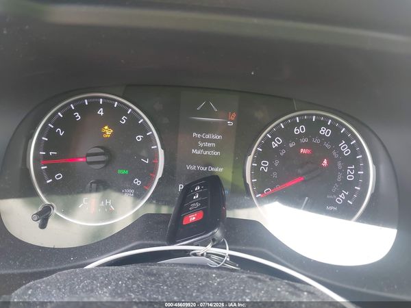 2021 TOYOTA RAV4 XLE
