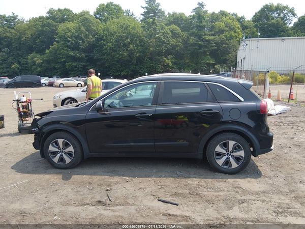 2017 KIA NIRO LX