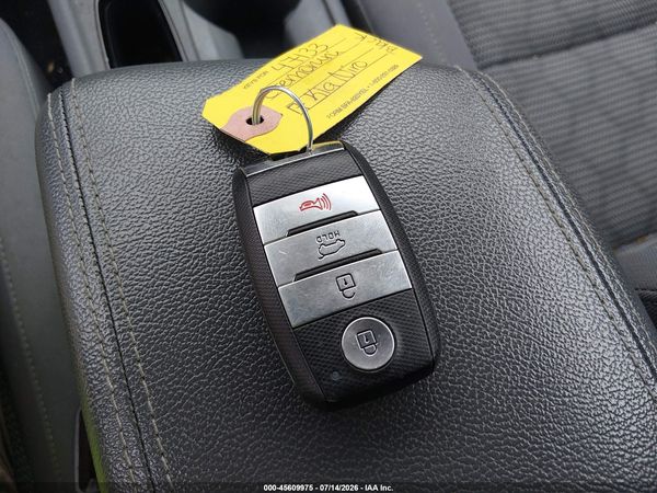 2017 KIA NIRO LX