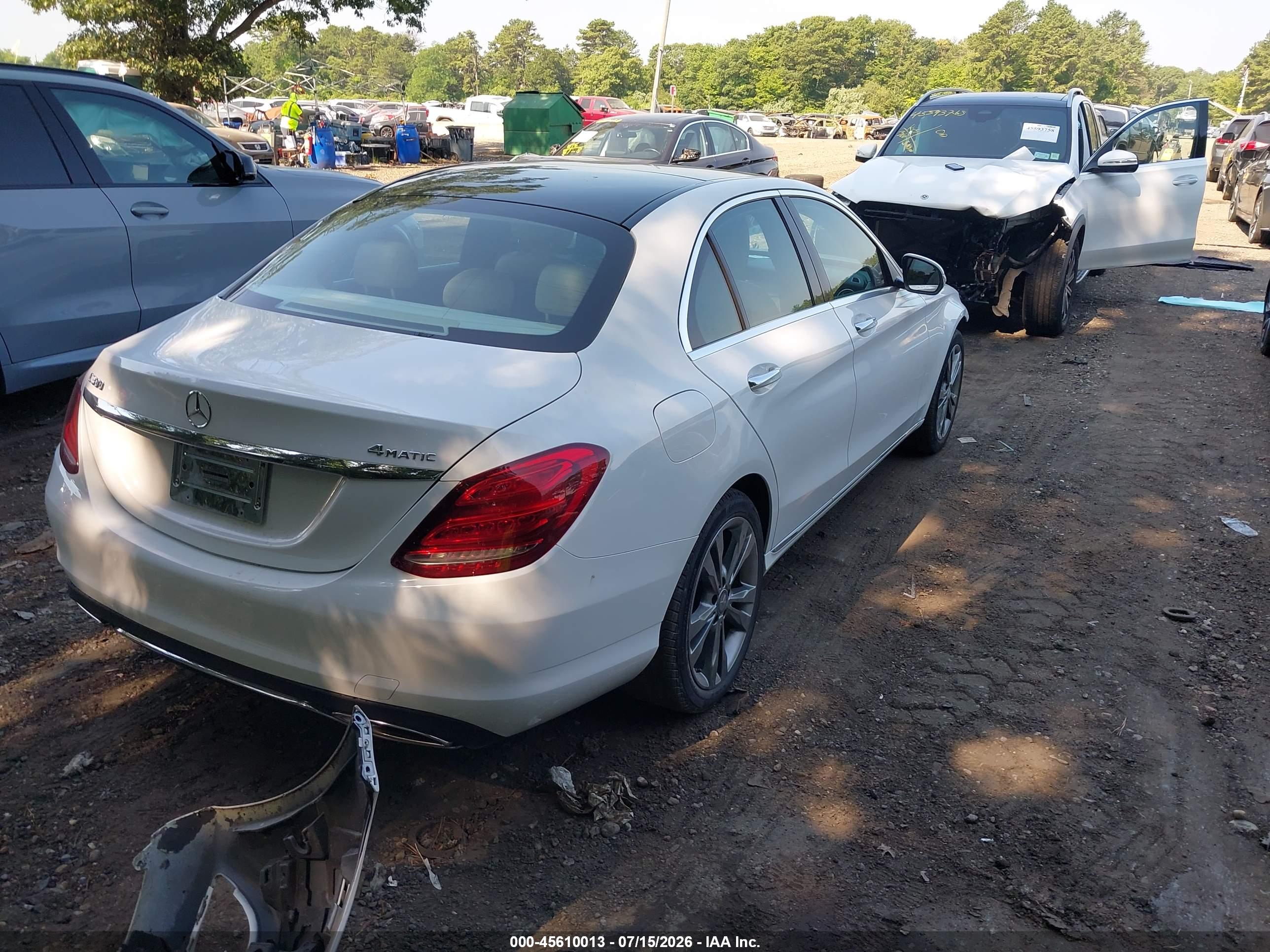 2015 MERCEDES-BENZ C 300 4MATIC