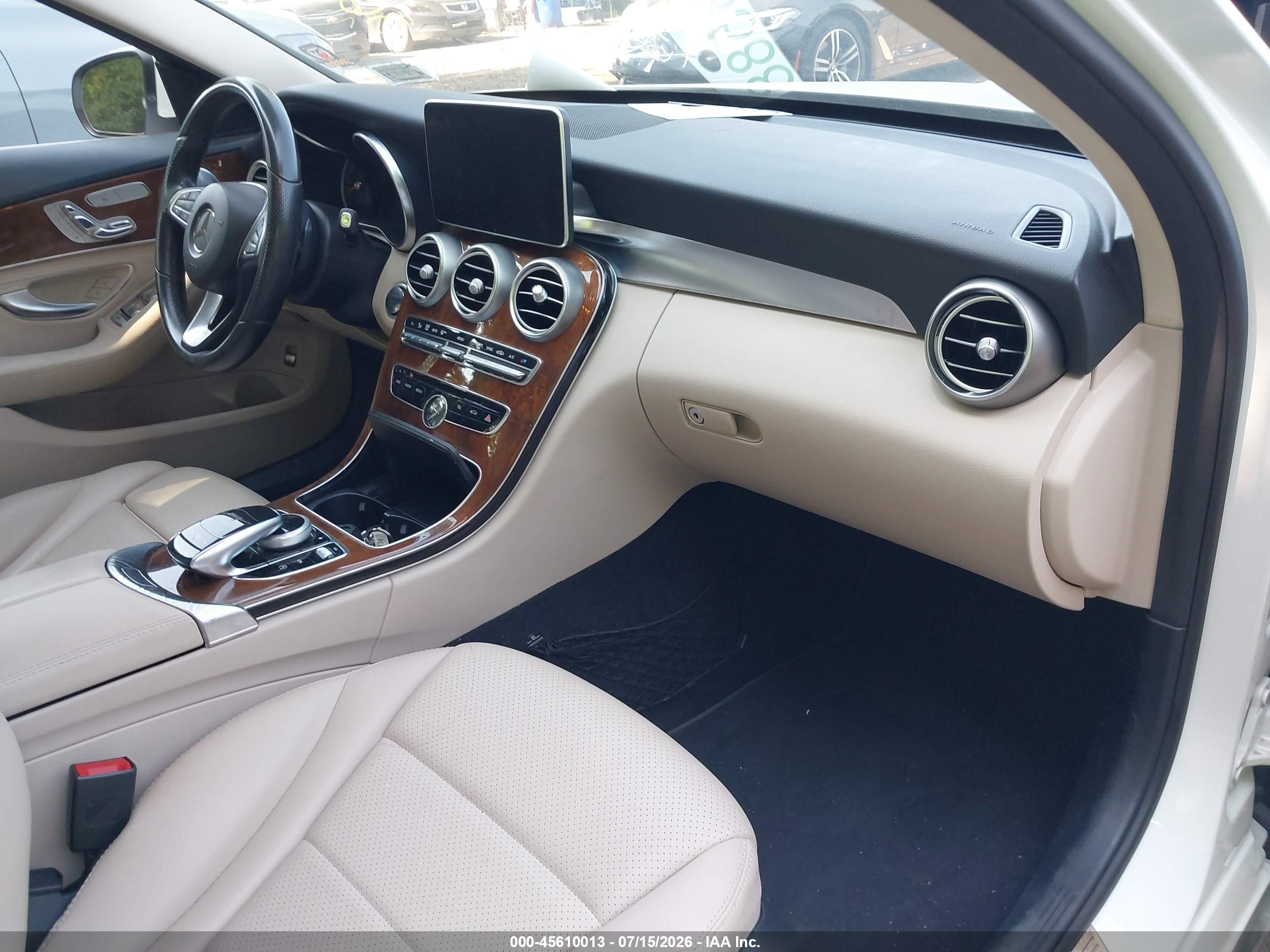 2015 MERCEDES-BENZ C 300 4MATIC