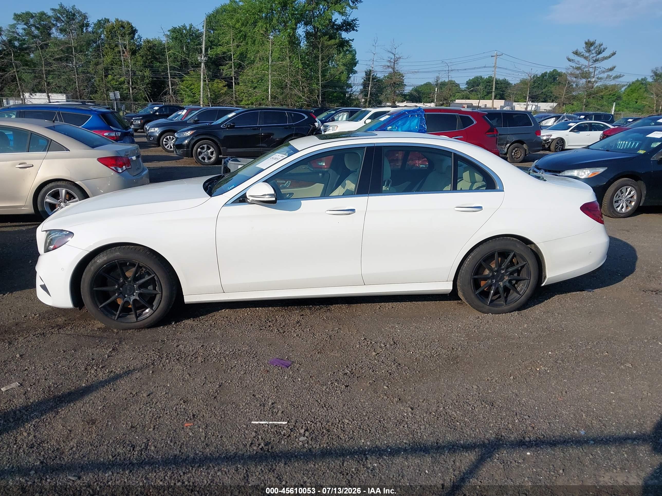2018 MERCEDES-BENZ E 300