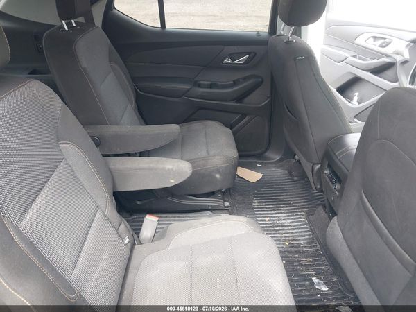 2018 CHEVROLET TRAVERSE 1LT — I8
