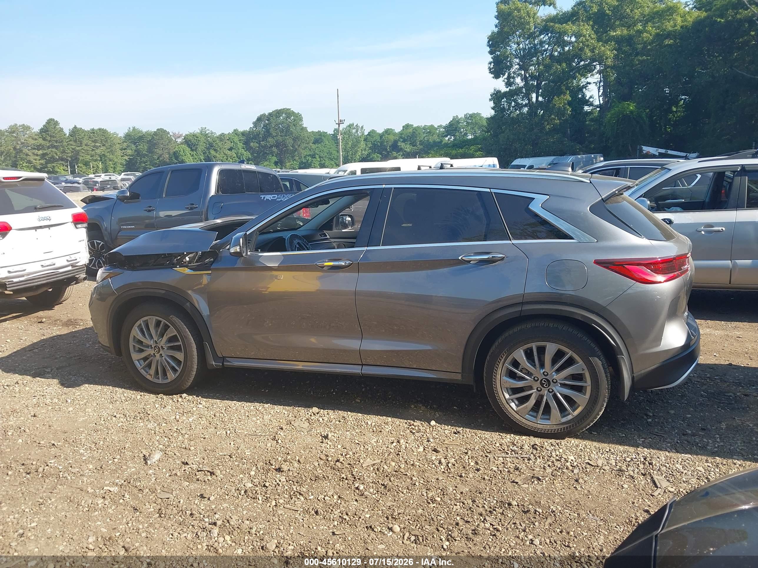 2024 INFINITI QX50 LUXE AWD