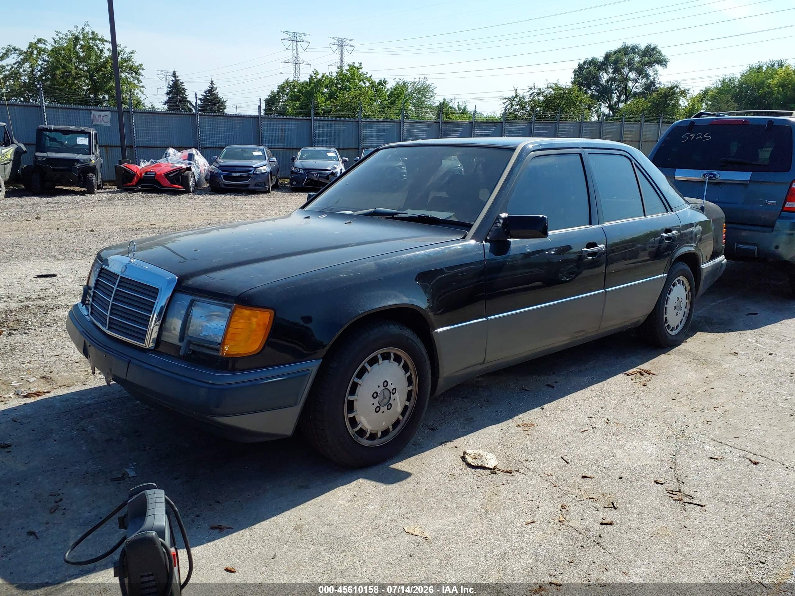 1991 MERCEDES-BENZ 300 300E