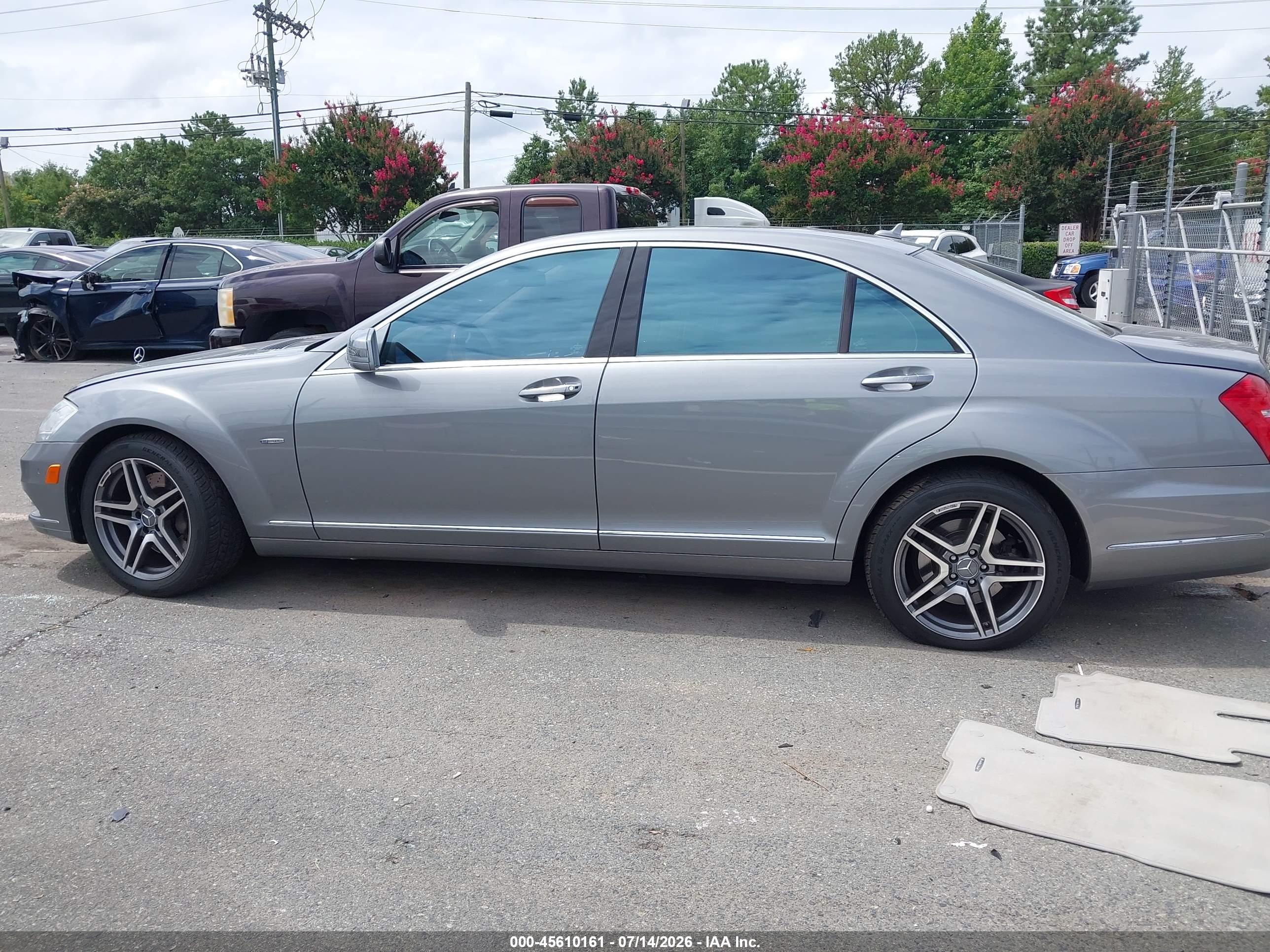 2012 MERCEDES-BENZ S 550 4MATIC