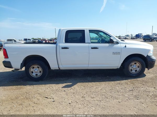 2018 RAM 1500 TRADESMAN  4X2 5'7 BOX