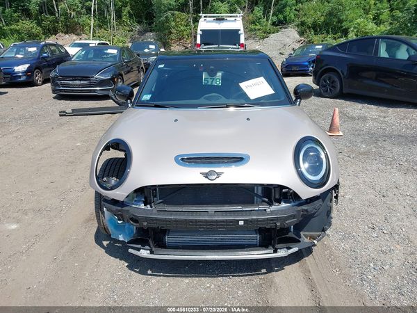 2022 MINI CLUBMAN COOPER S