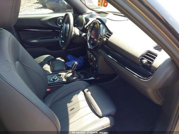 2022 MINI CLUBMAN COOPER S