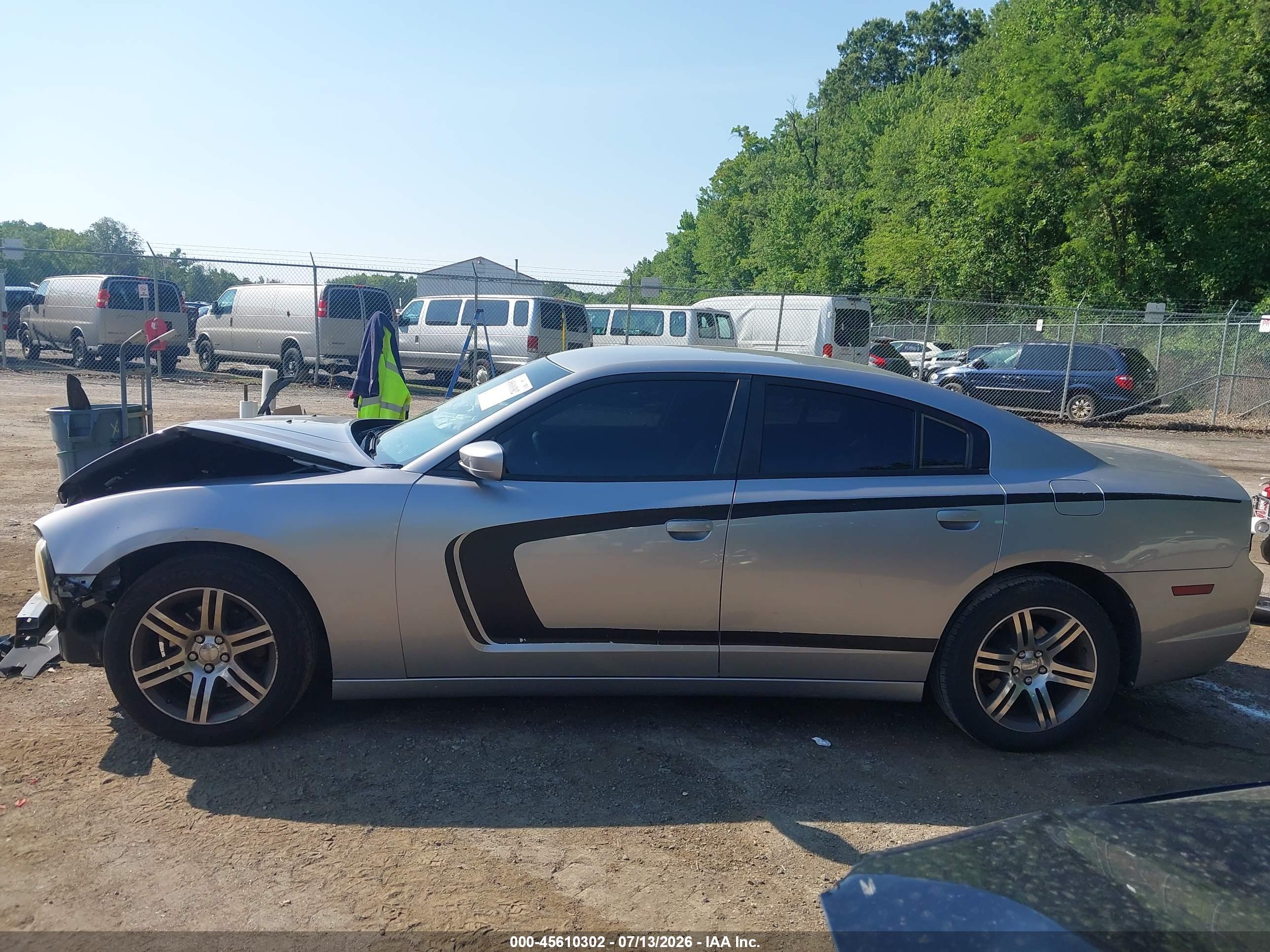 2013 DODGE CHARGER SE