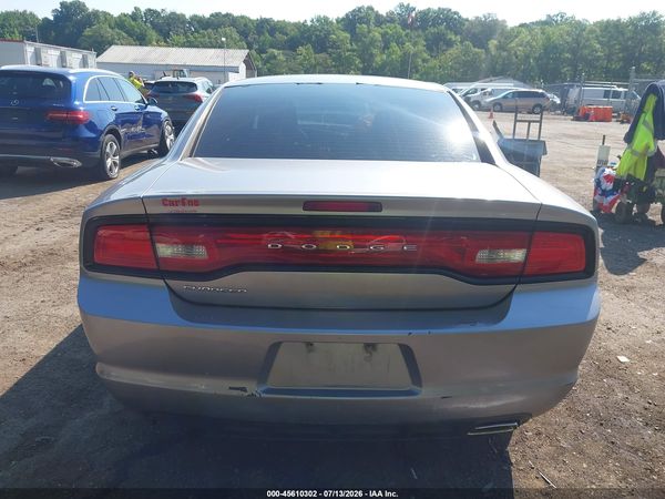 2013 DODGE CHARGER SE