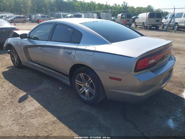 2013 DODGE CHARGER SE