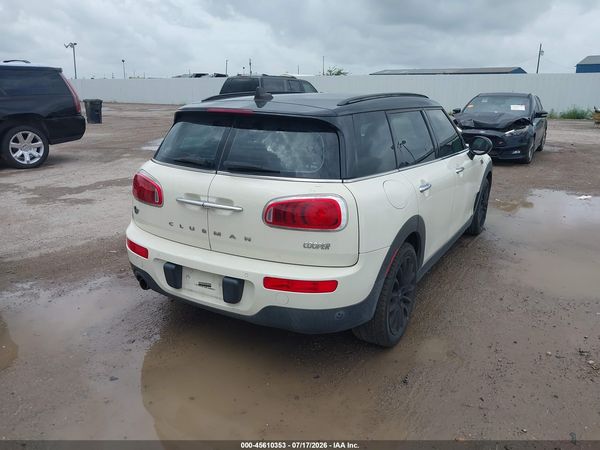 2017 MINI CLUBMAN COOPER
