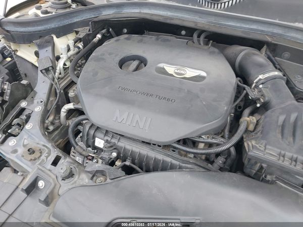 2017 MINI CLUBMAN COOPER