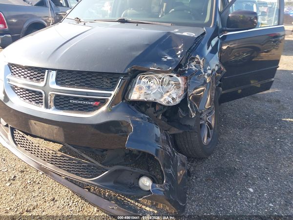 2017 DODGE GRAND CARAVAN SXT — I6