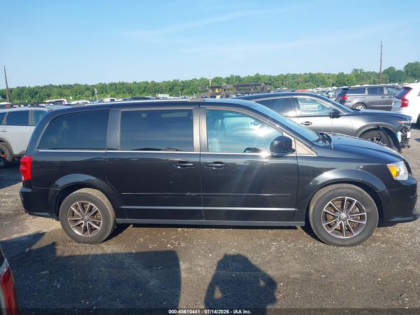 2017 DODGE GRAND CARAVAN SXT — I116