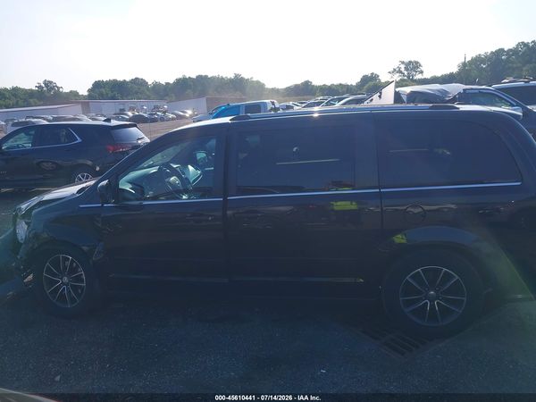 2017 DODGE GRAND CARAVAN SXT — I117