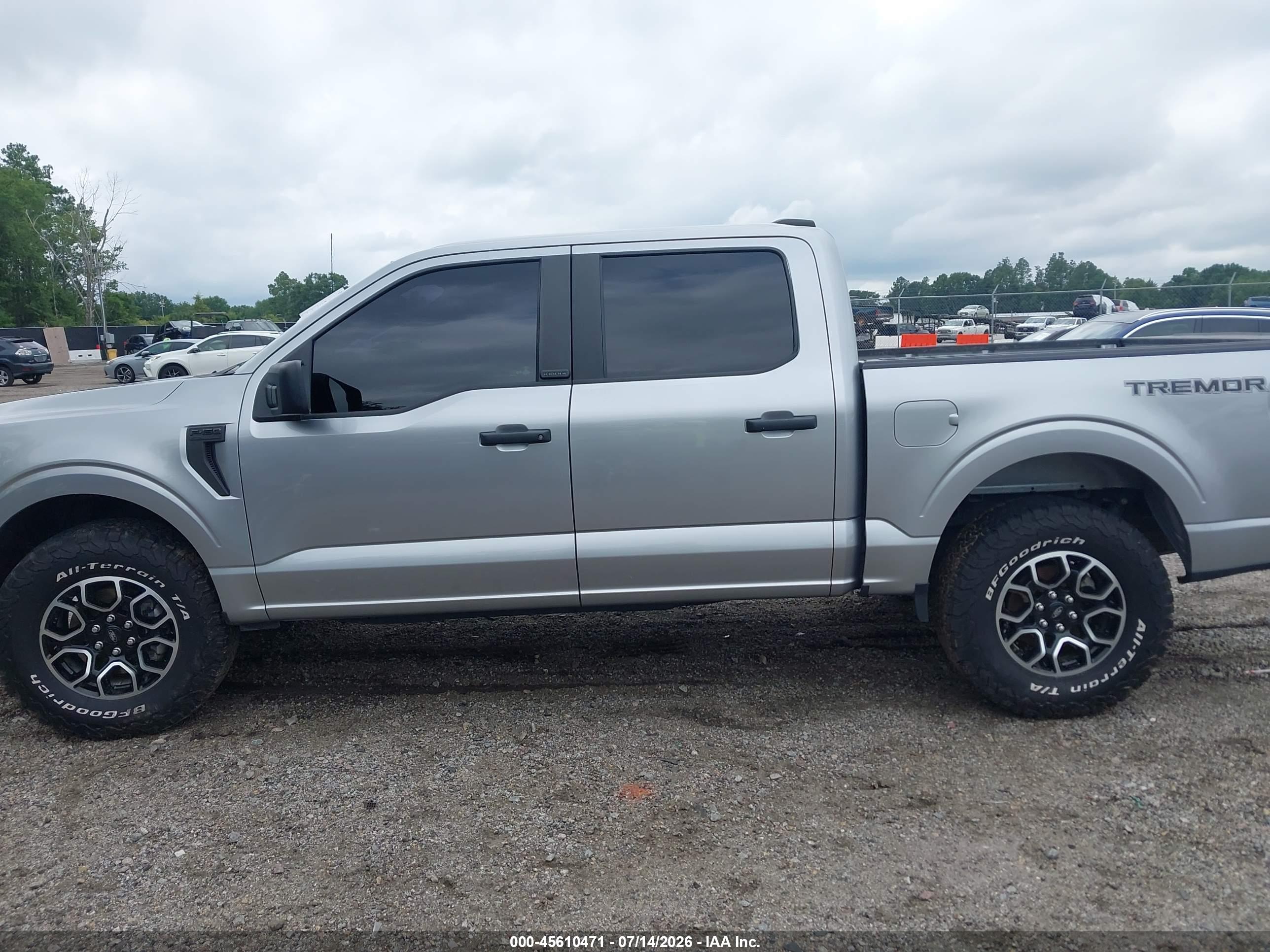 2023 FORD F-150 XL