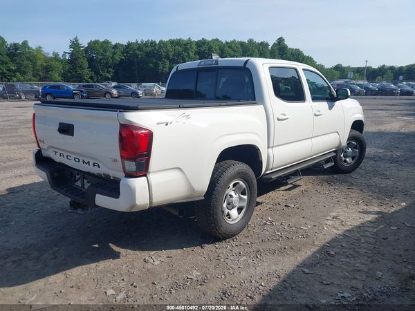 2022 TOYOTA TACOMA SR V6