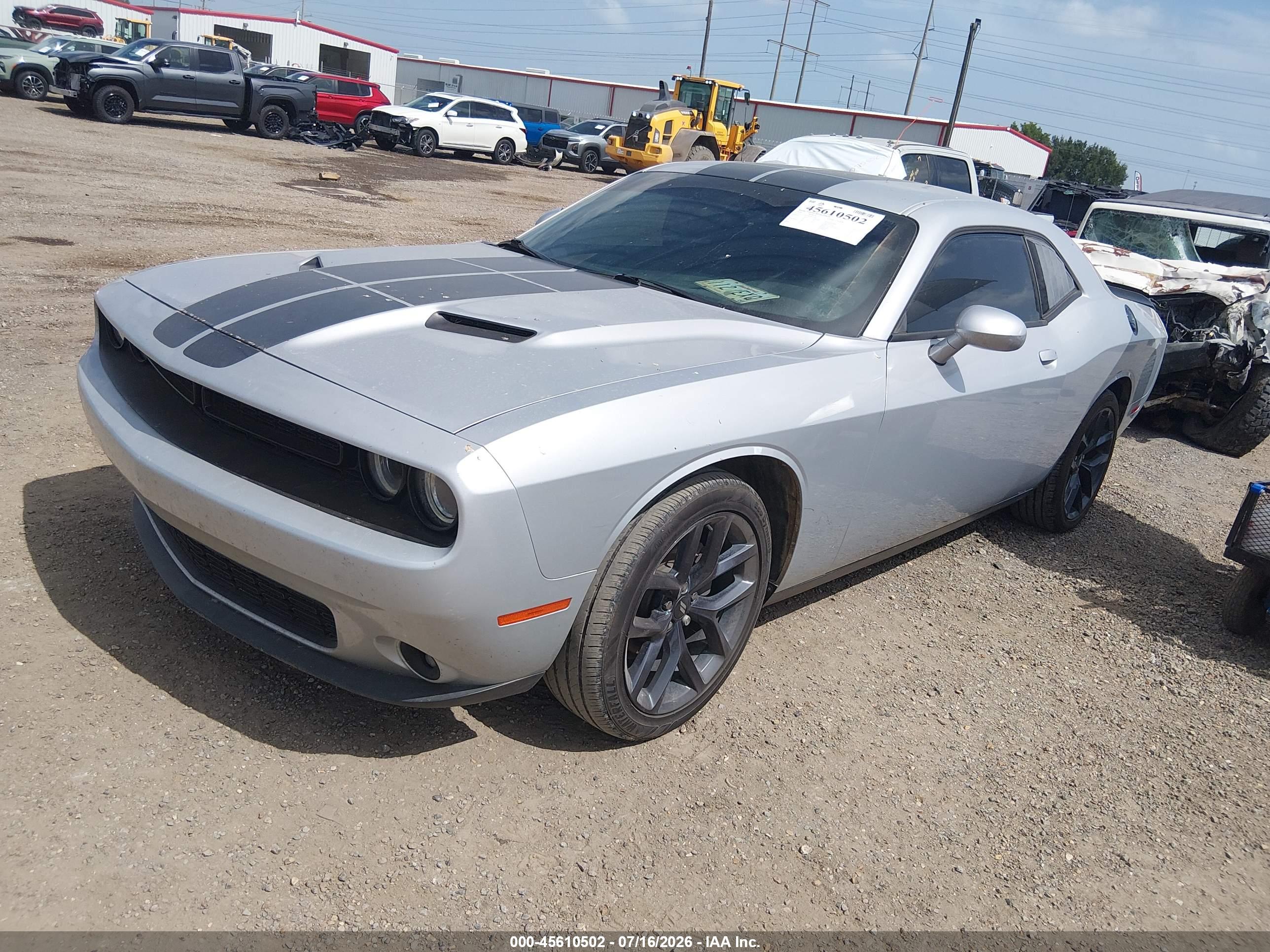2020 DODGE CHALLENGER SXT