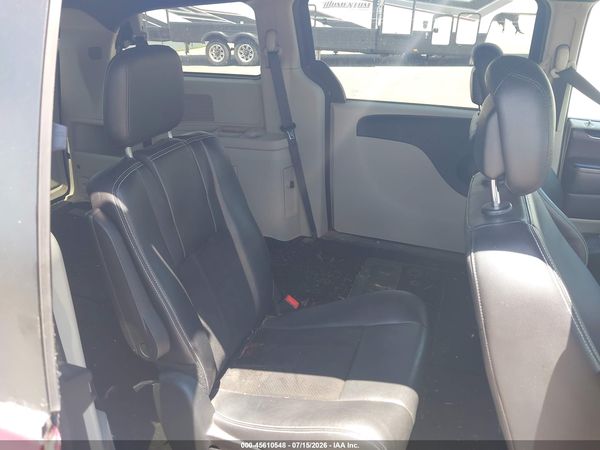 2017 DODGE GRAND CARAVAN SXT — I8
