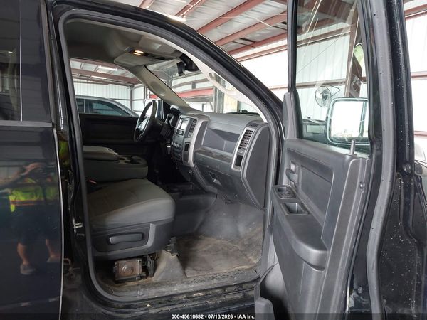 2016 RAM 2500 TRADESMAN