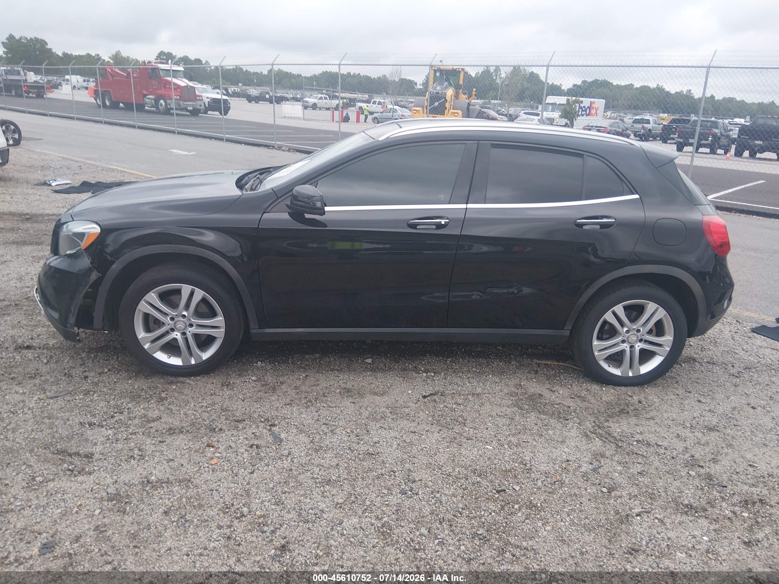 2016 MERCEDES-BENZ GLA 250 GLA250