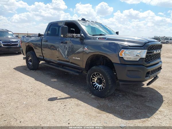 2022 RAM 2500 TRADESMAN  4X4 6'4 BOX