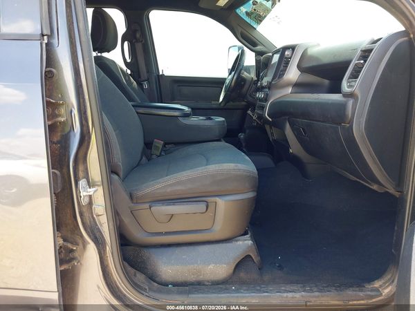 2022 RAM 2500 TRADESMAN  4X4 6'4 BOX